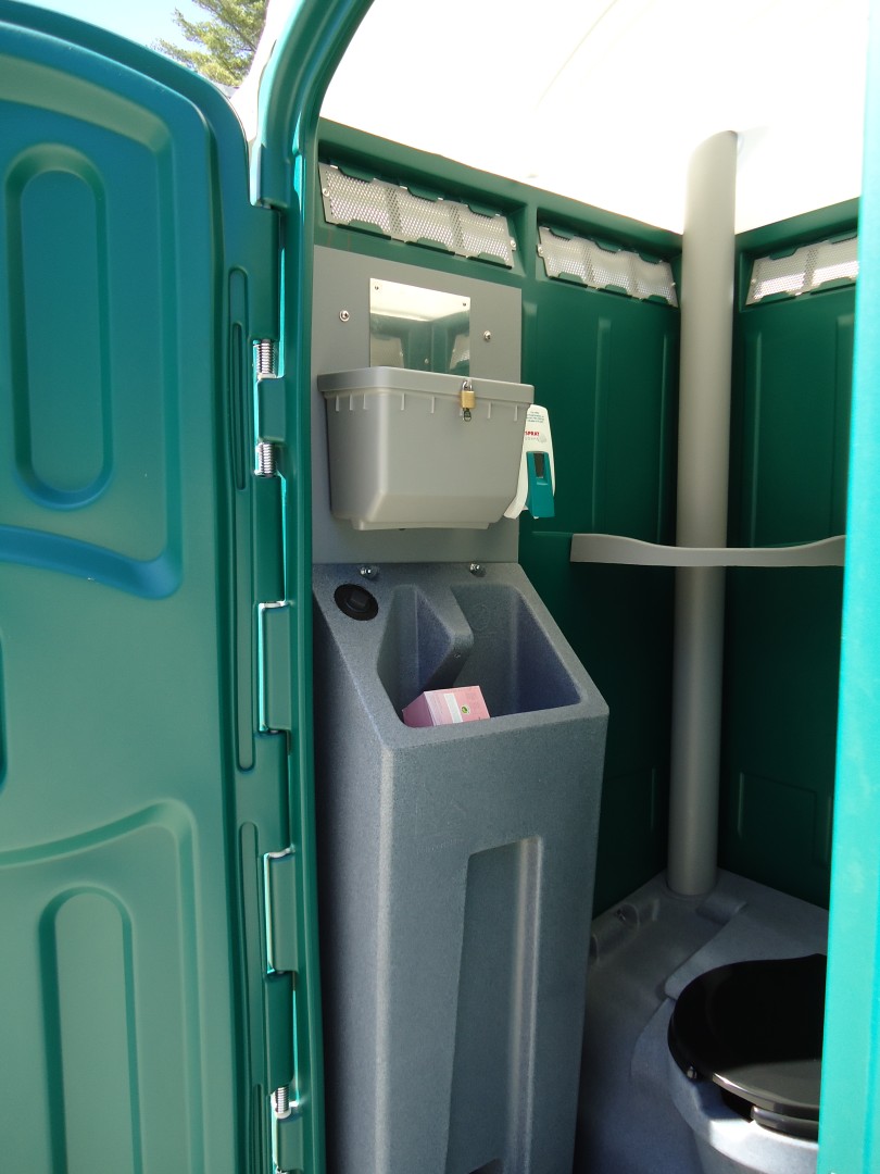Flushable Portable Toilet With Sink Yankee Restrooms